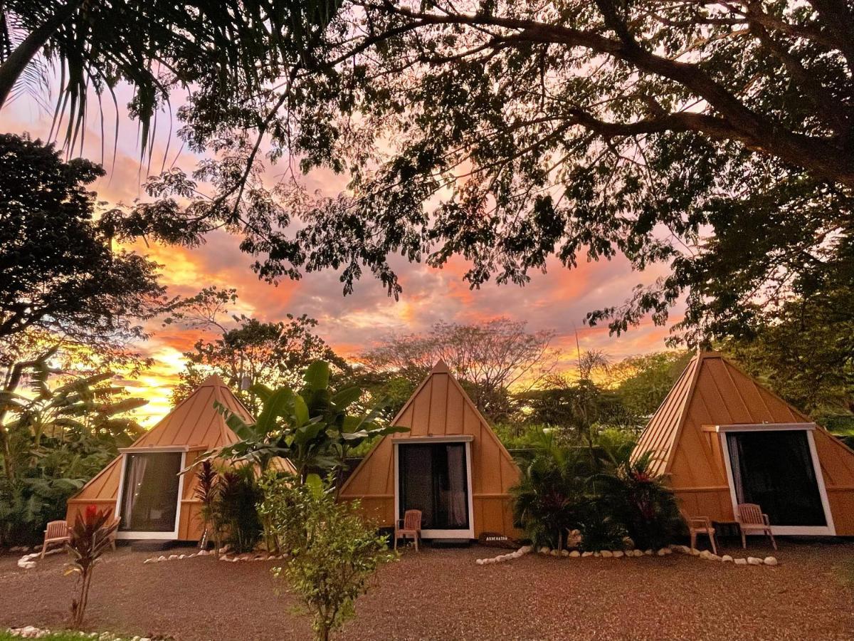 Pyramid Tamarindo Luxury Hotel Exterior photo
